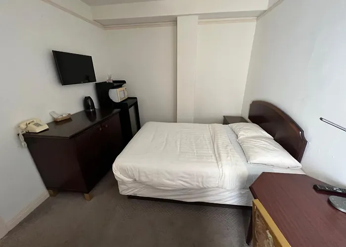 Nash Hotel